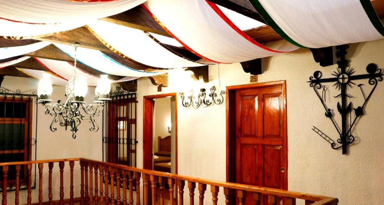 Hotel Don Quijote San Cristóbal de Las Casas エクステリア 写真
