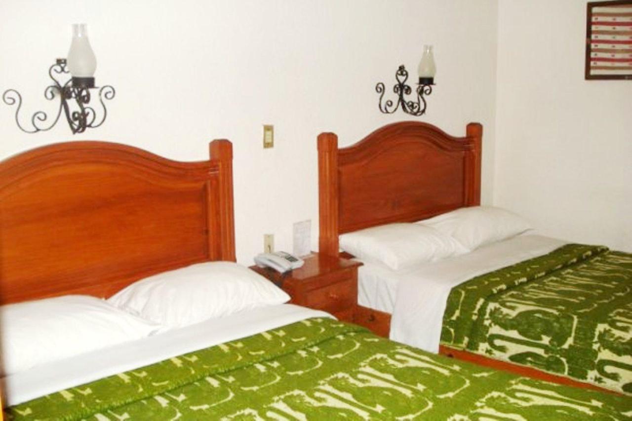 Hotel Don Quijote San Cristóbal de Las Casas エクステリア 写真
